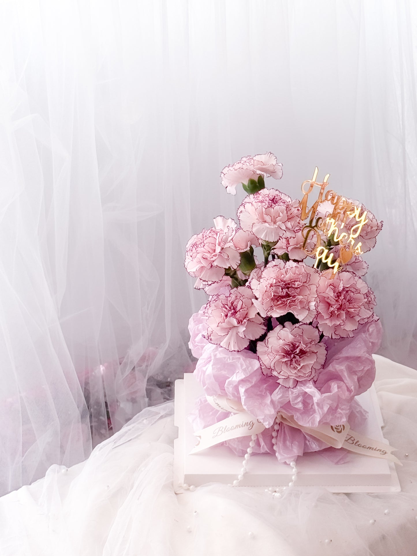[FRESH FLOWER] Blushing Grace – Mother’s Day Carnation Box