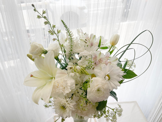 [FRESH FLOWER] White Beauty in Vase