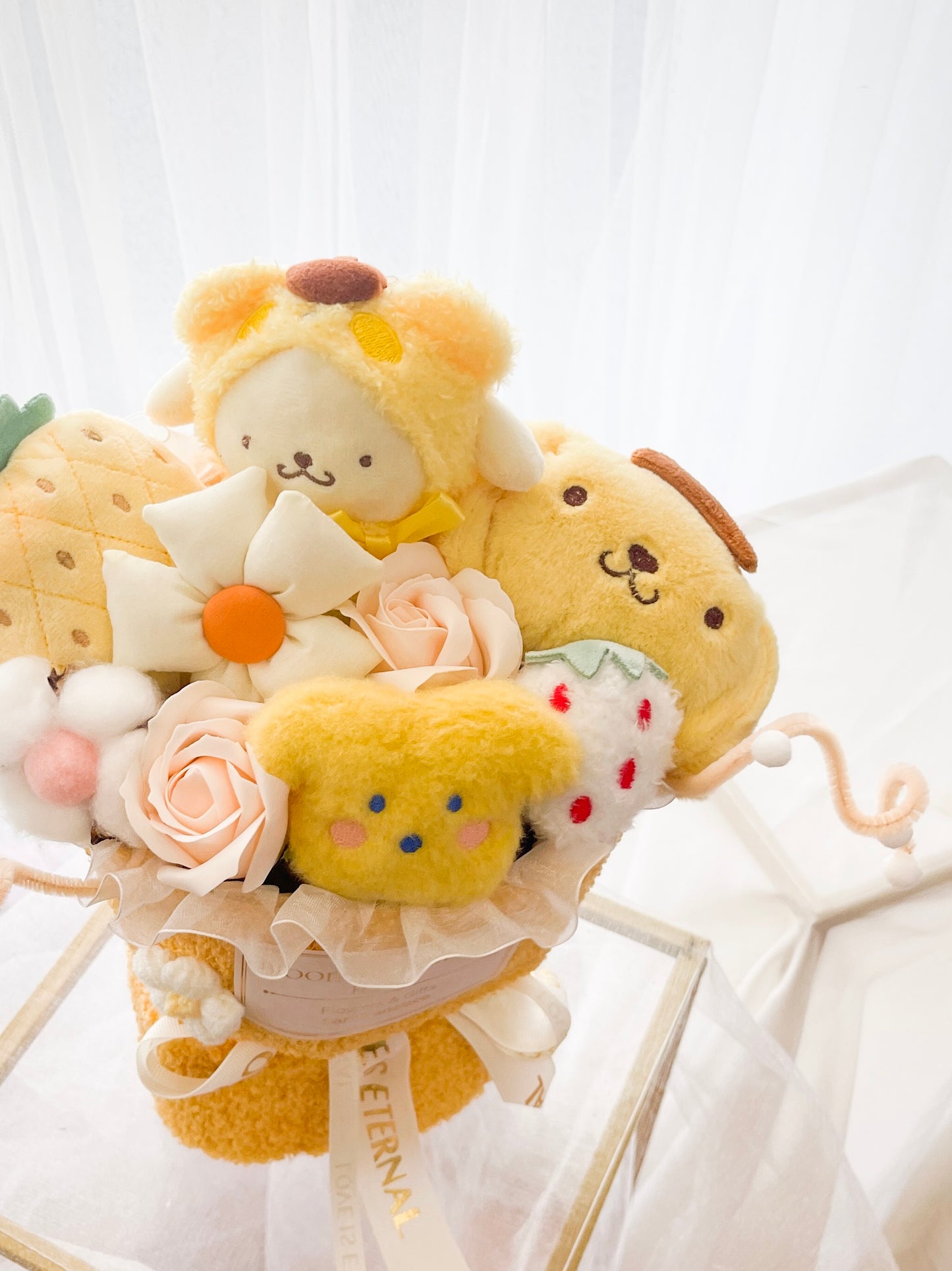 Sunny Delight Pom Pom Purin Plush Bouquet