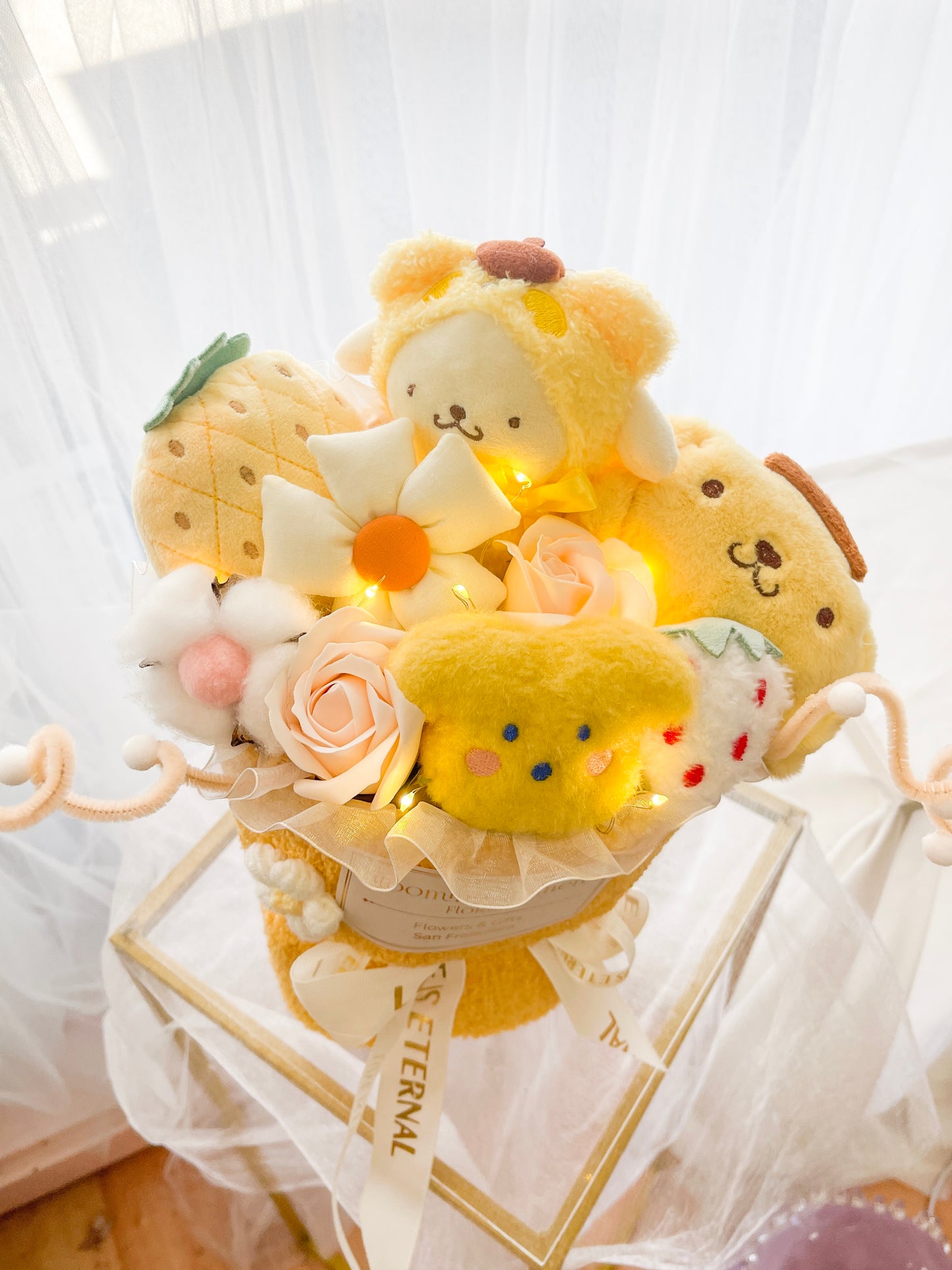 Sunny Delight Pom Pom Purin Plush Bouquet