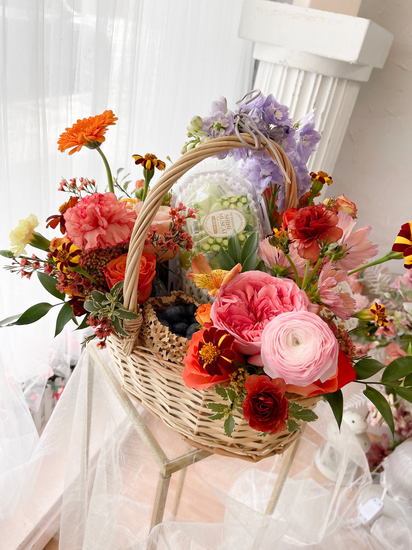 [FRESH FLOWER] Blooming Orchard in Basket