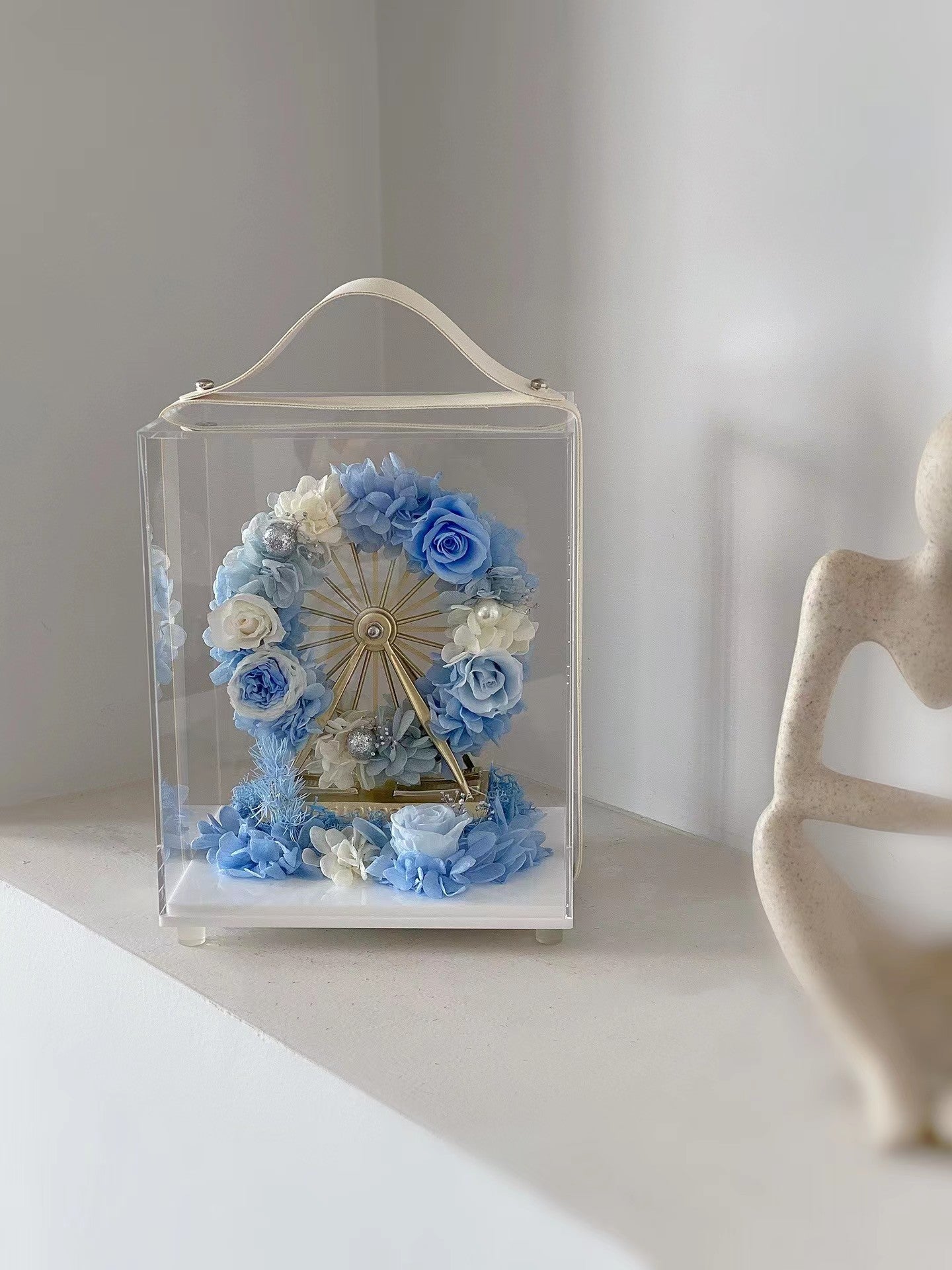 Miniature Ferris Wheel Preserved flower with Light